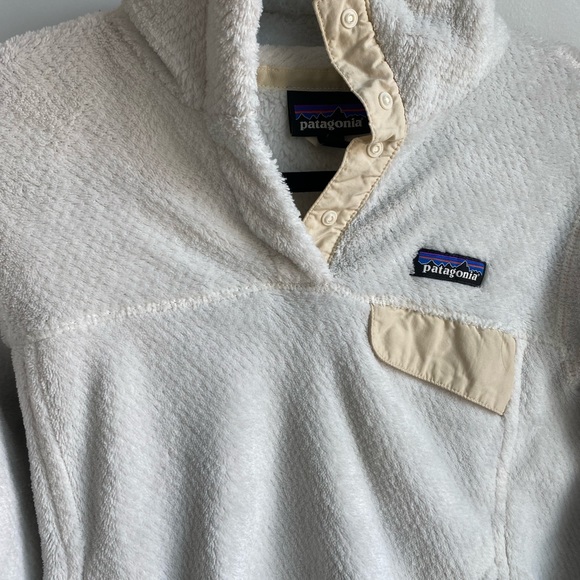 Patagonia white fleece pullover - Picture 3 of 5
